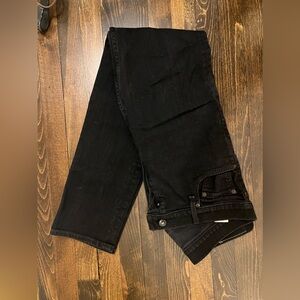 (SOLD) Rag & Bone black denim
Jeans